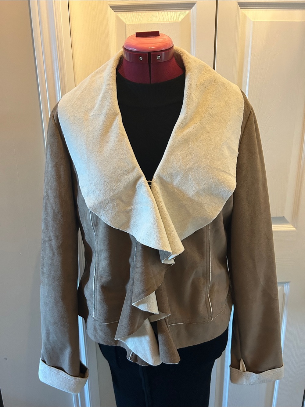 Cynthia Rowley Tan Suede Jacket with Cream Contrast Collar